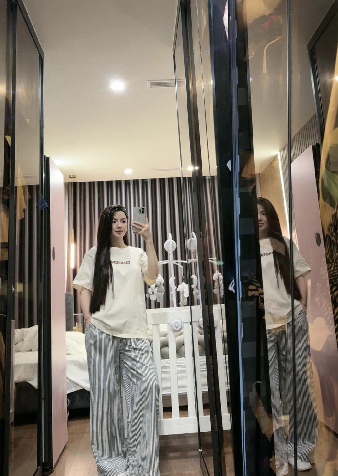 Được mẹ chồng cưng chiều nhưng bà xã Quang Hải vẫn không dám tiết lộ điều này sau khi sinh quý tử - 1