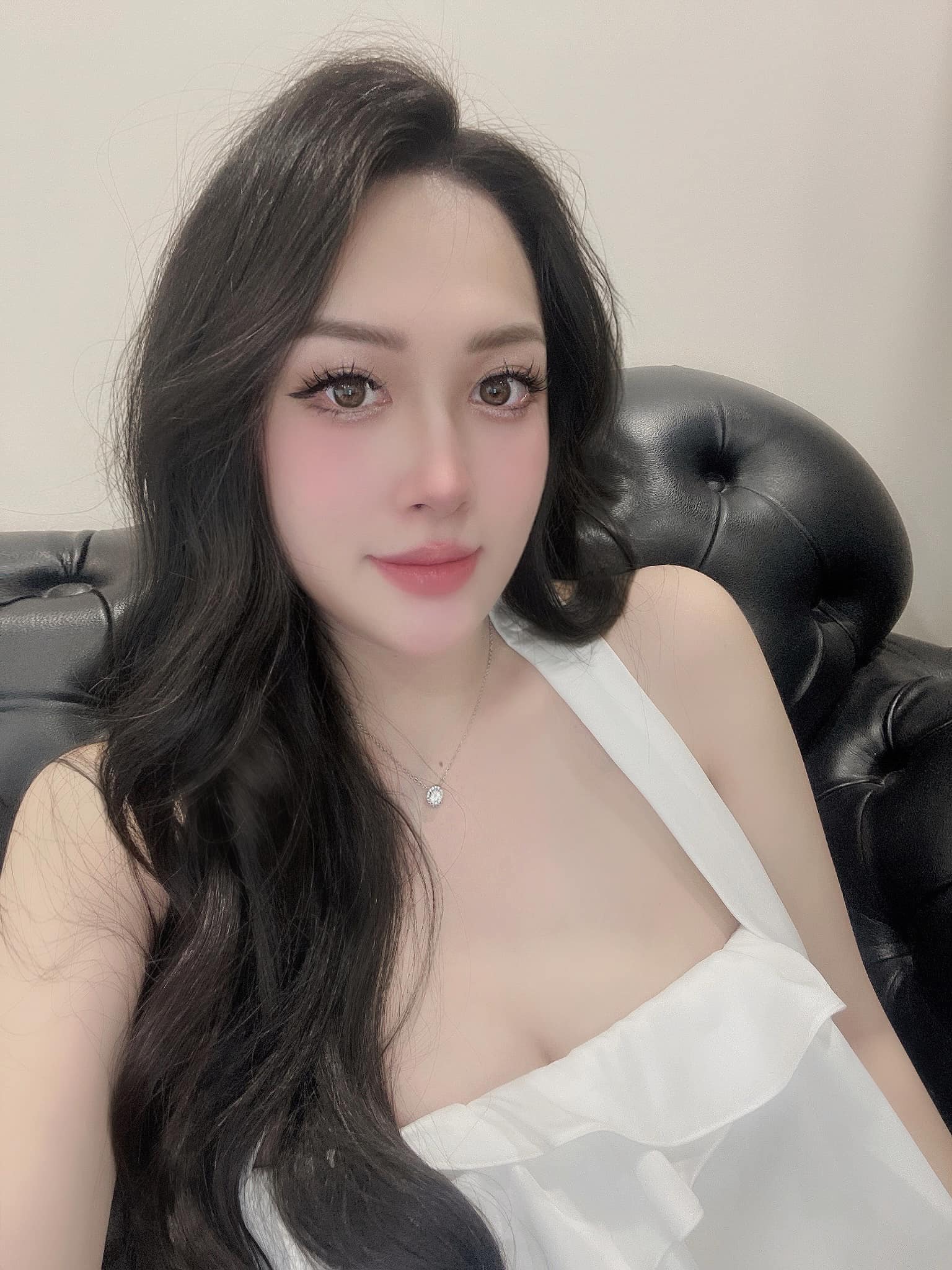 Em họ Hương Tràm 2 lần mang thai đều nghén ngủ, 10 ngày sau sinh đã về dáng nhờ kỷ luật thép - 5