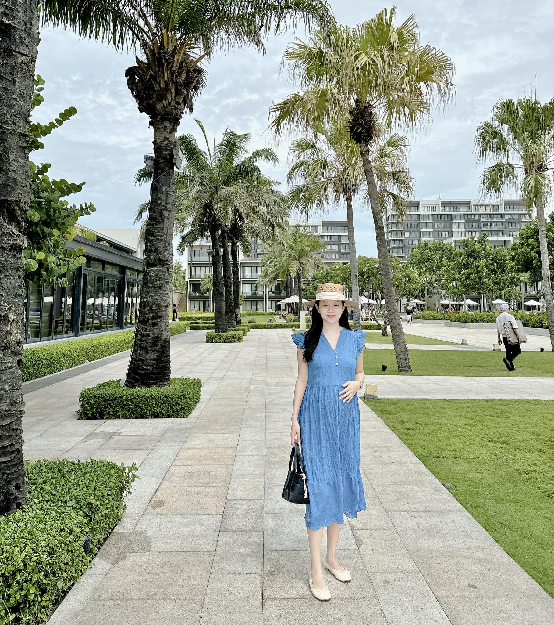 Ly Kute mang thai lần 2 không phải lo sắm đồ cho con, cư dân mạng nhìn hình dự đoán luôn em bé giống bố - 5