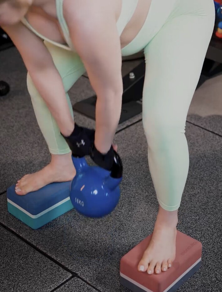 Mang thai kiểu nhà giàu như vợ Chi Bảo: Sống trong biệt thự triệu đô, thuê huấn luyện viên riêng để tập gym mỗi ngày - 8